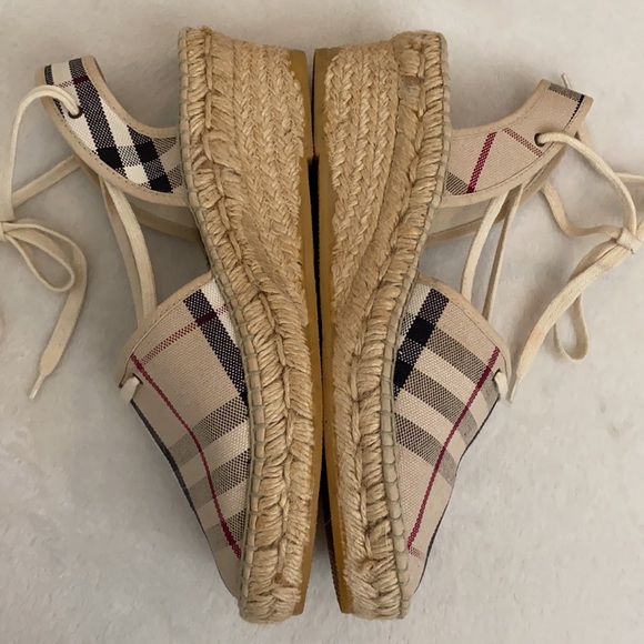 Burberry | Nova Check Canvas Closed Toe Tie Slingback Espadrilles EU 39/US 9 - Picture 9 of 14
